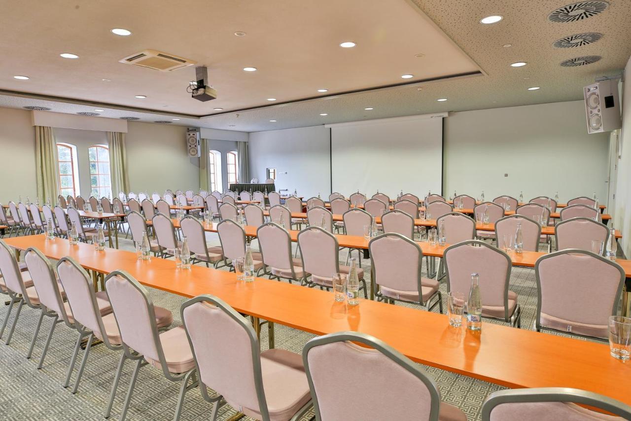 Lh Hotel Dvorak Tabor Congress & Wellness Dış mekan fotoğraf