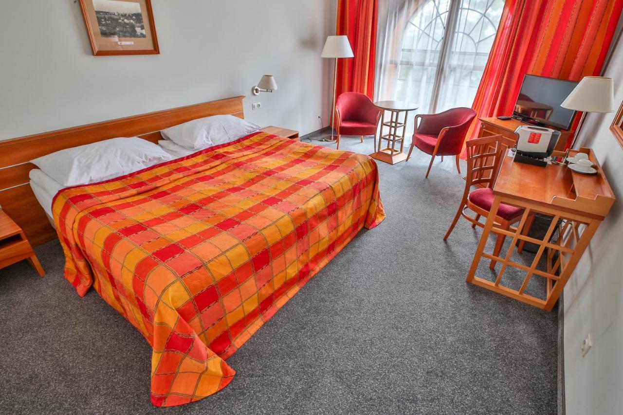 Lh Hotel Dvorak Tabor Congress & Wellness Dış mekan fotoğraf