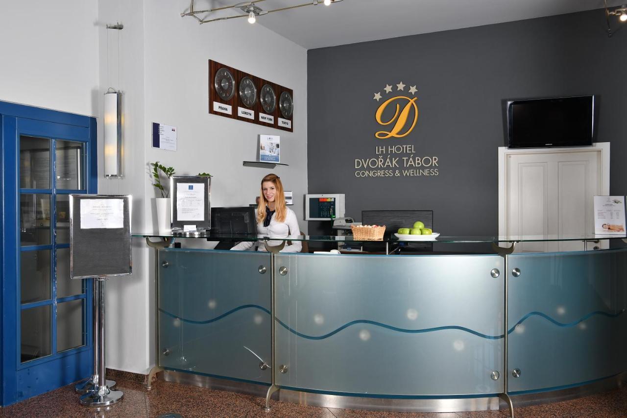 Lh Hotel Dvorak Tabor Congress & Wellness Dış mekan fotoğraf