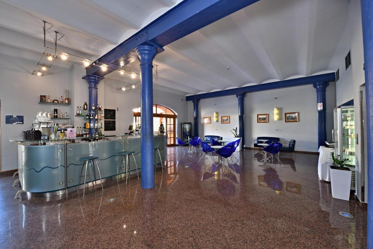Lh Hotel Dvorak Tabor Congress & Wellness Dış mekan fotoğraf