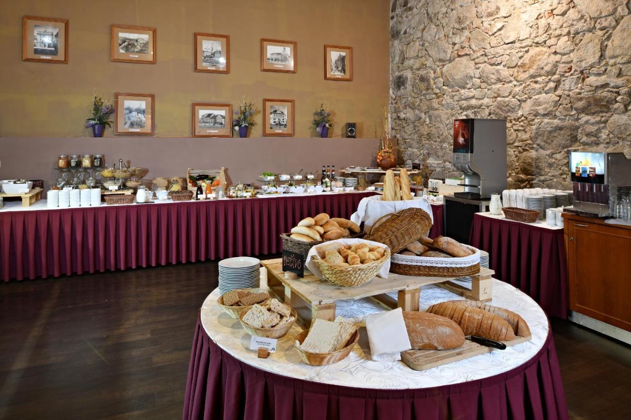 Lh Hotel Dvorak Tabor Congress & Wellness Dış mekan fotoğraf